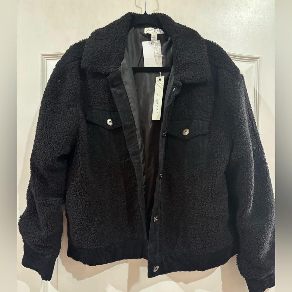 She + Sky Black Textured Jacket